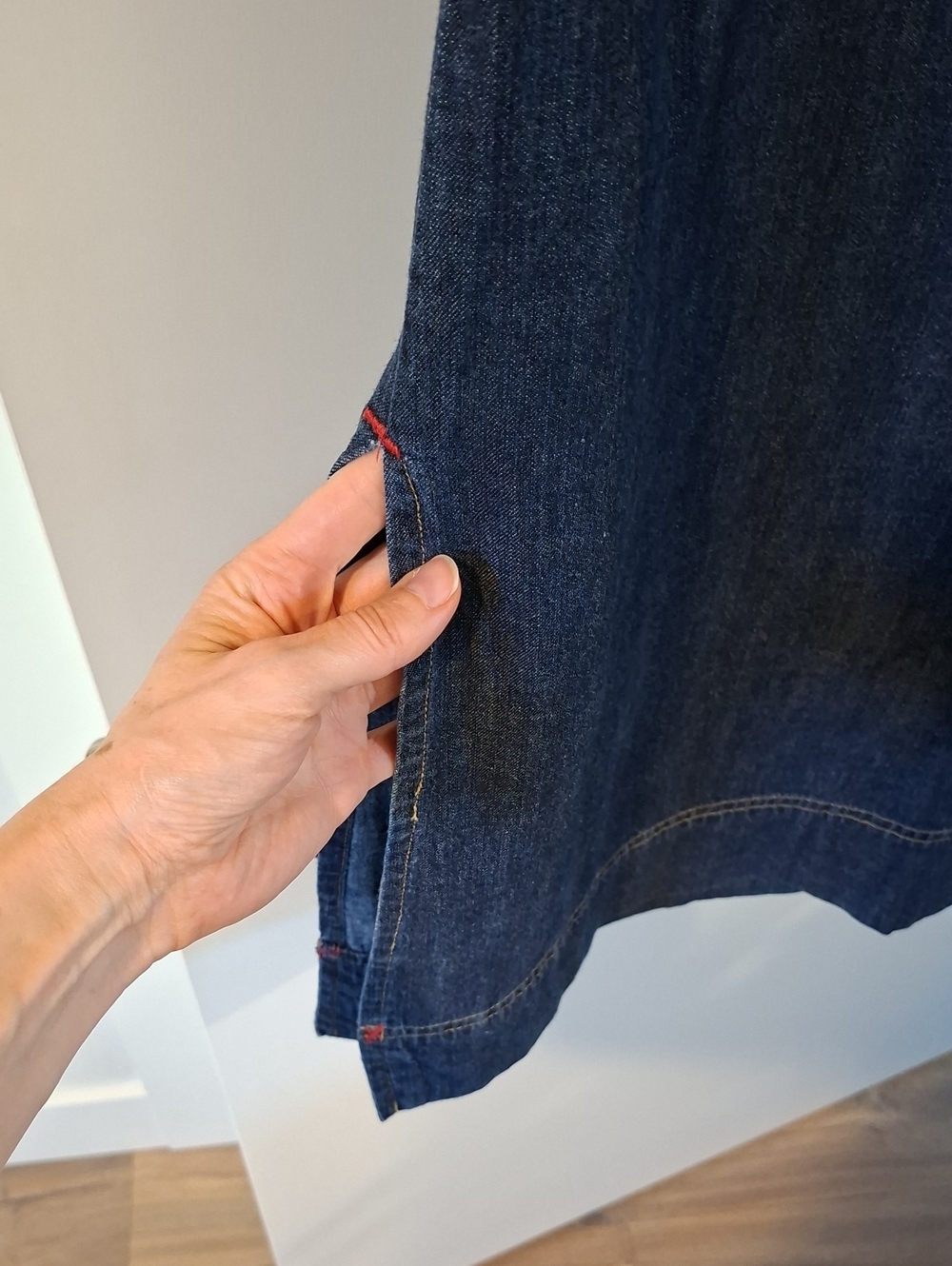 Vintage Y2K Mavi Denim Maxi Skirt with Slits, Kangaroo Pocket & Toggles (Size M) - Picture 5 of 10